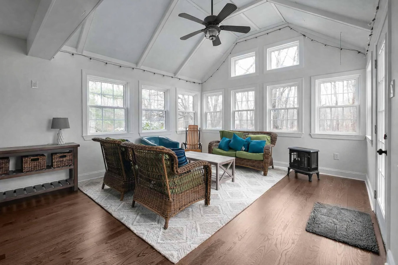 Sunroom remodeling